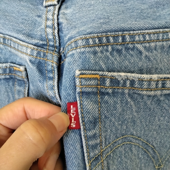 Levi's Women's Cut Off Shorts Denim Size 29 Long Shorts Rigid 501 Denim - Picture 2 of 10